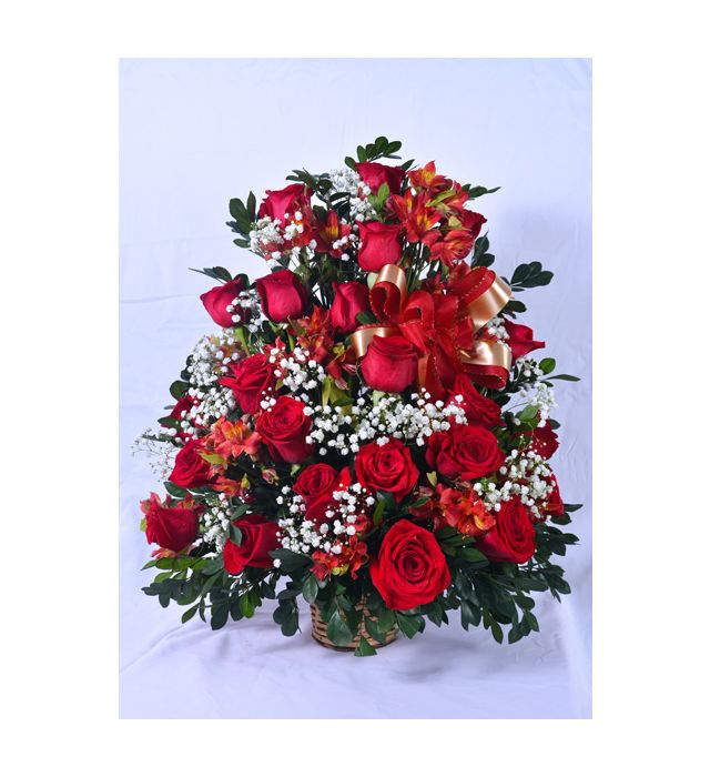 Corbelle em Rosas Vermelhas com astromélias e chuva de prata